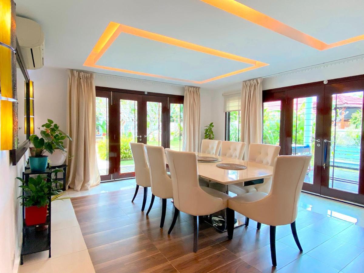12Haven - Stunning Seaside Luxury Villa PortDickson Port Dickson Exteriör bild