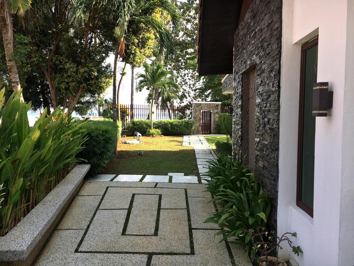 12Haven - Stunning Seaside Luxury Villa PortDickson Port Dickson Exteriör bild